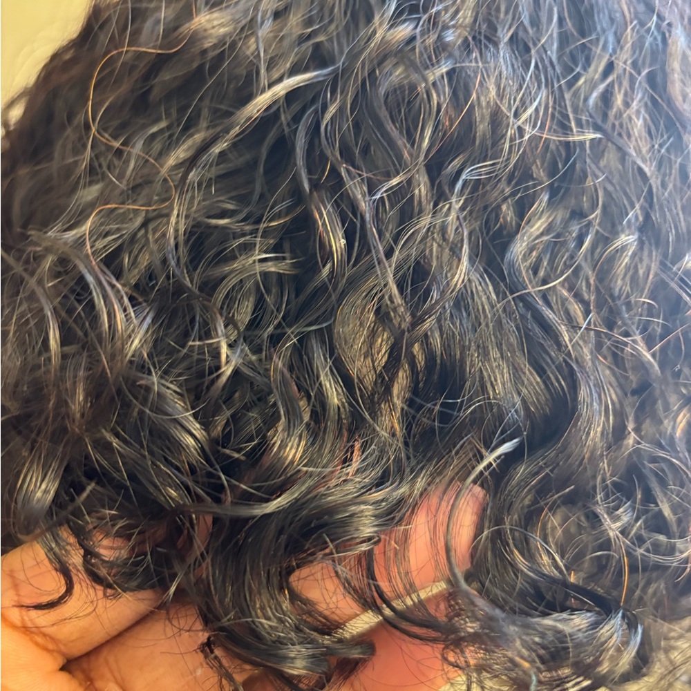 LUVME Black Curly Shaggy Wig - Picture 10 of 11